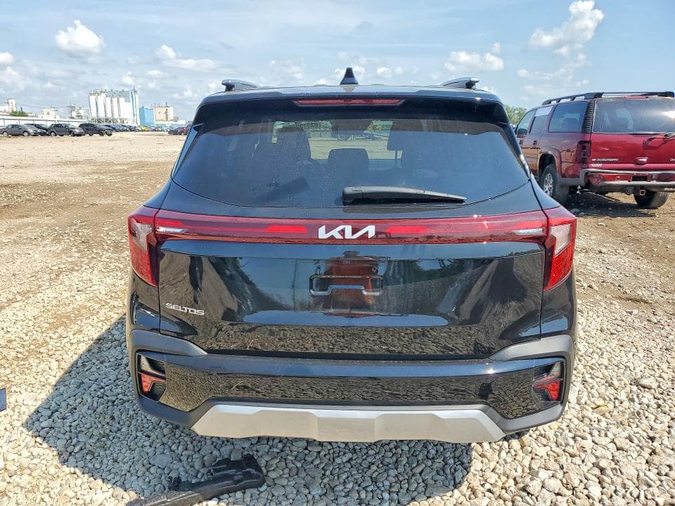 2025 KIA SELTOS S 6