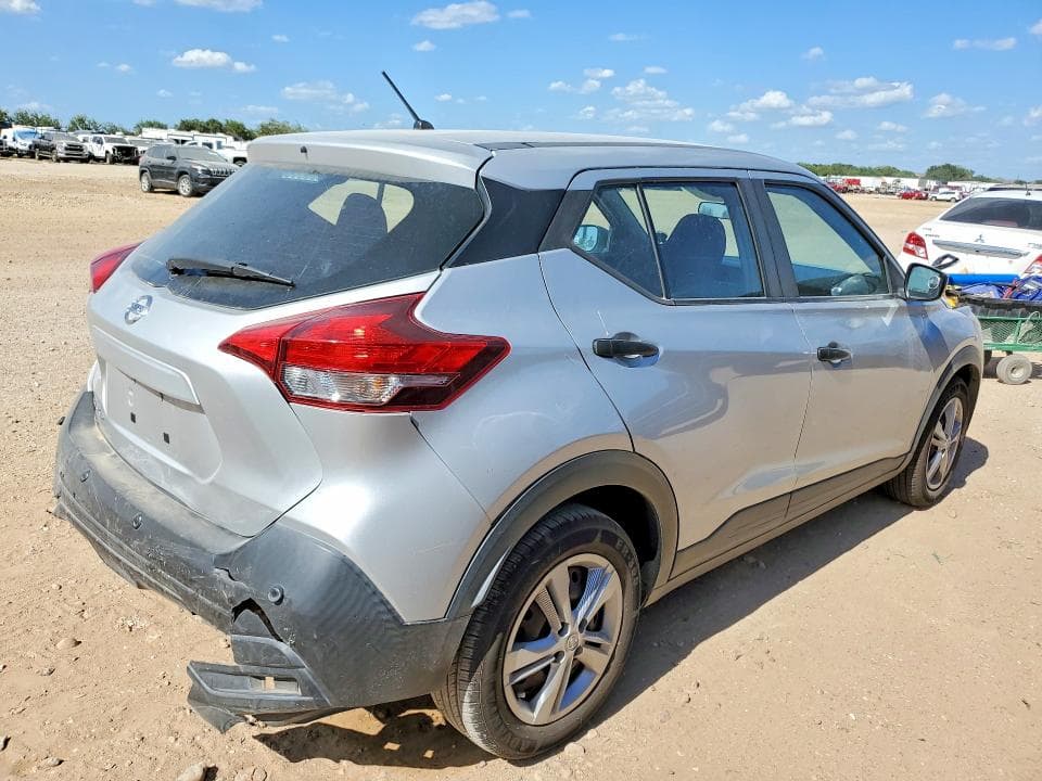 2020 NISSAN KICKS S 3