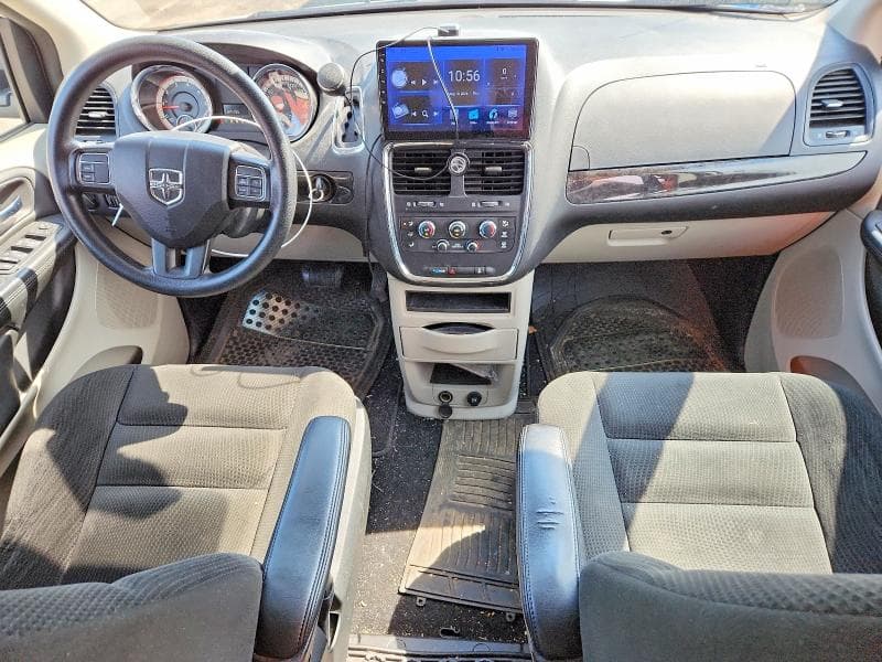 2017 DODGE GRAND CARAVAN SE 8