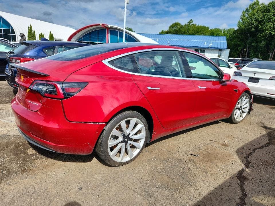 2018 TESLA MODEL 3 3