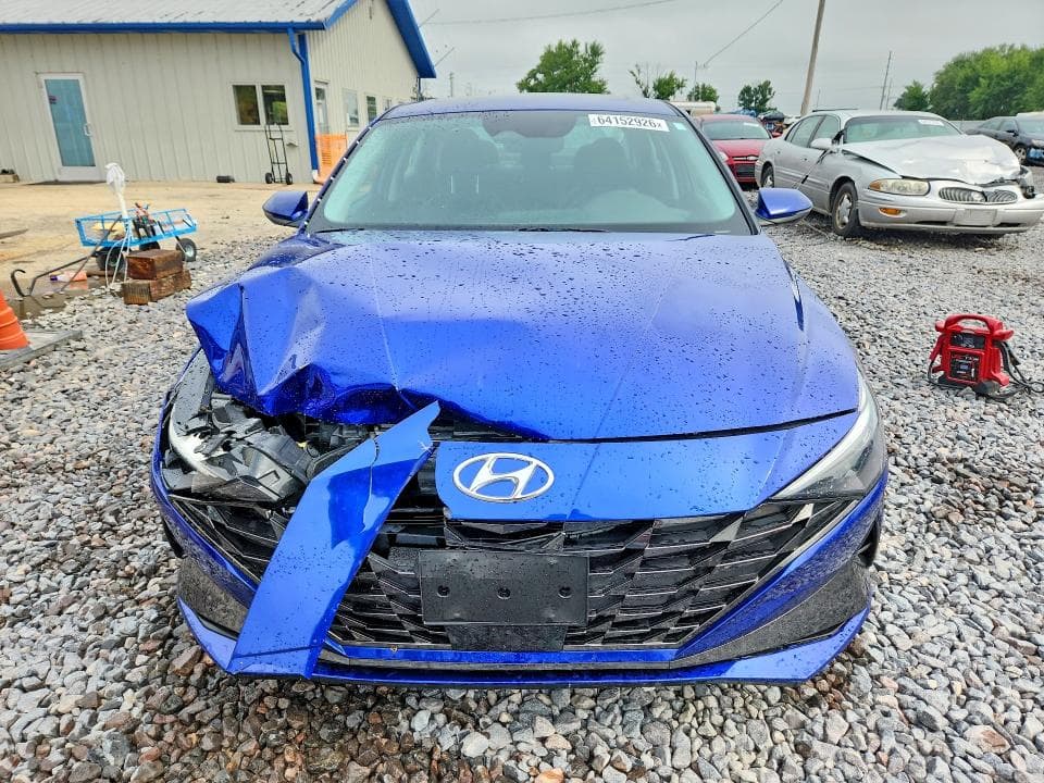 2023 HYUNDAI ELANTRA LIMITED 5