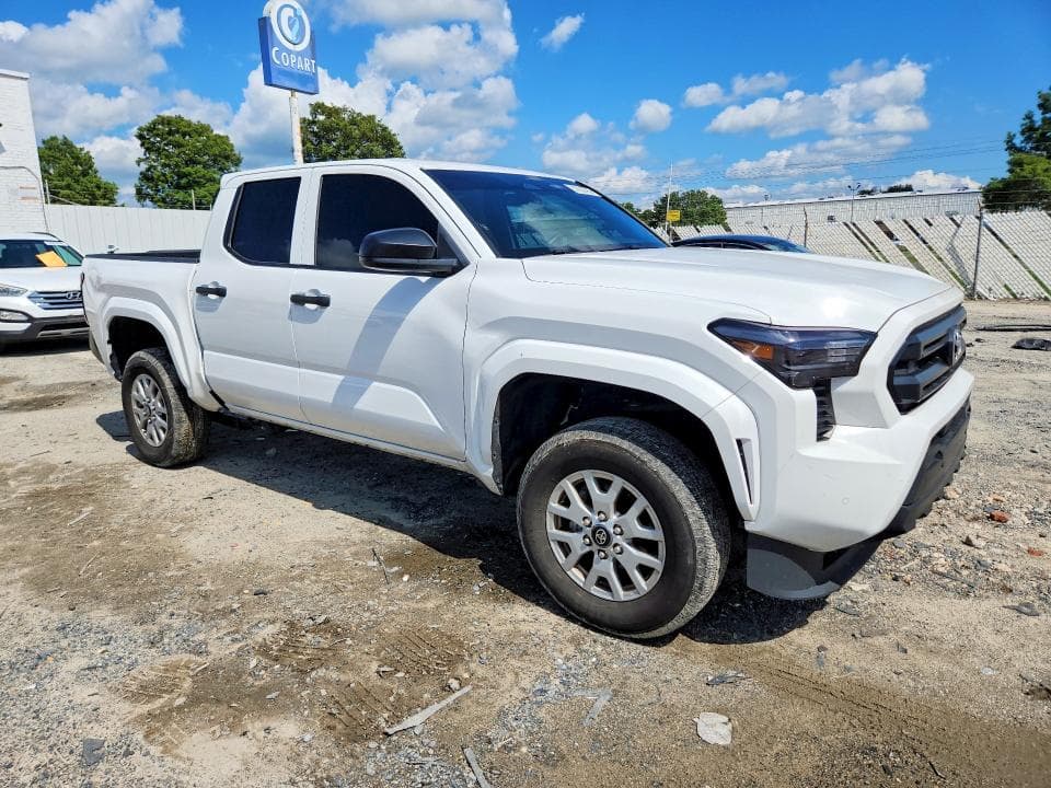 2024 TOYOTA TACOMA SR 4