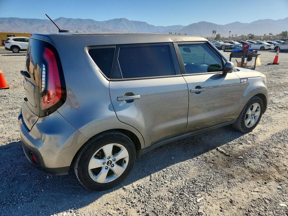 2017 KIA SOUL BASE 3