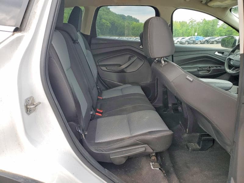 2017 FORD ESCAPE SE 10