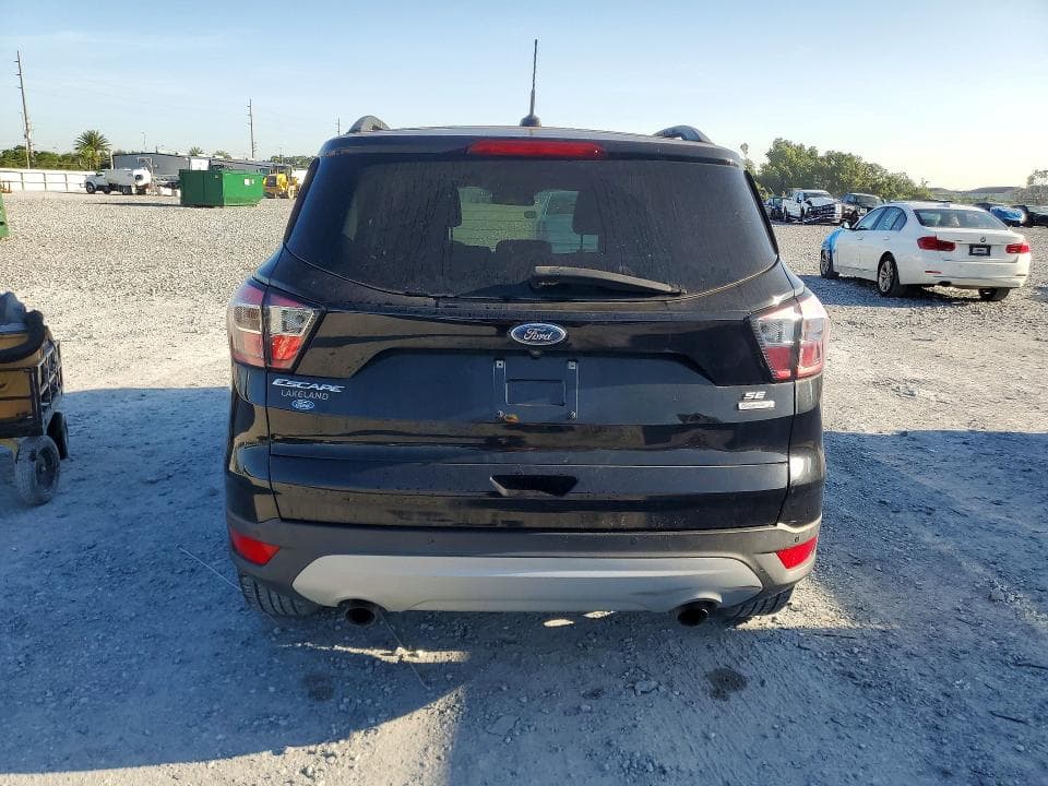 2017 FORD ESCAPE SE 6