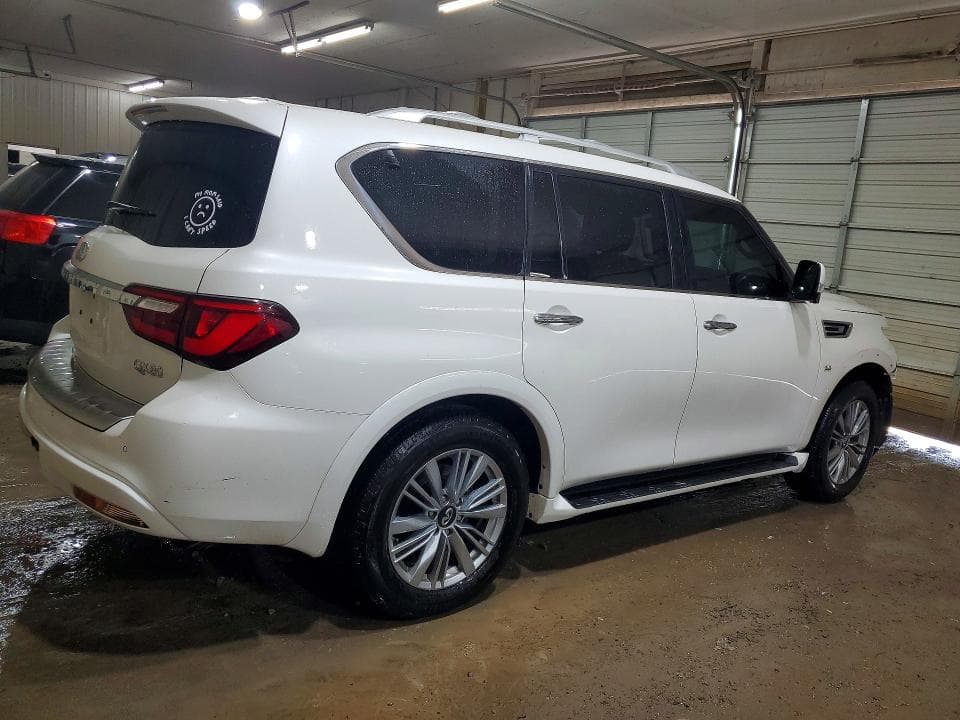 2018 INFINITI QX80 BASE 3