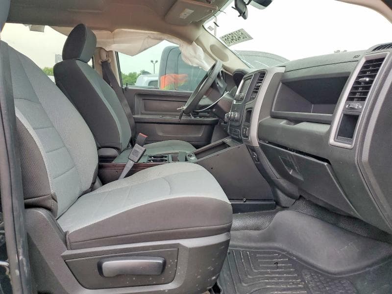 2023 RAM 1500 CLASSIC SSV 7