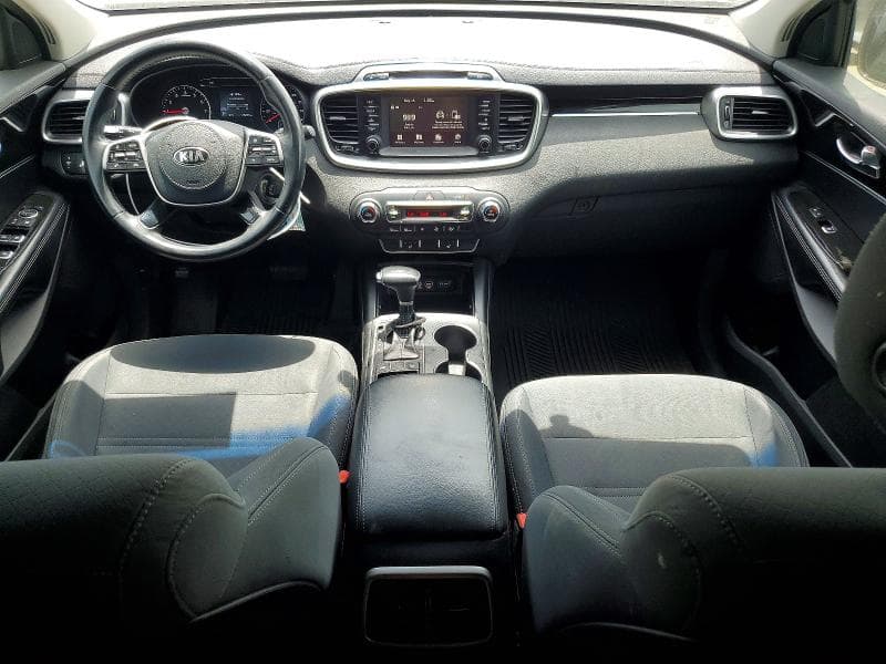 2019 KIA SORENTO LX 8