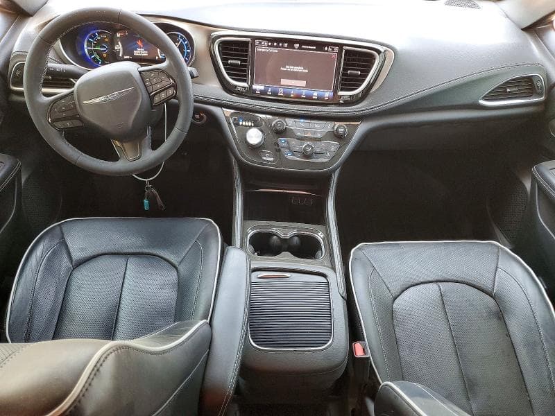 2022 CHRYSLER PACIFICA HYBRID LIMITED 8