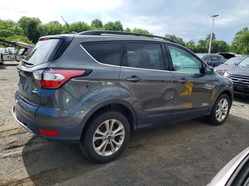 2018 FORD ESCAPE SE 3