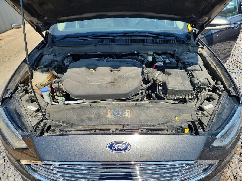 2017 FORD FUSION SE 11