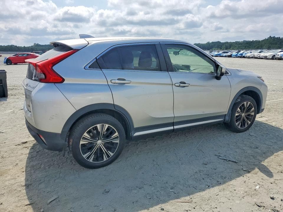 2018 MITSUBISHI ECLIPSE CROSS SE 3