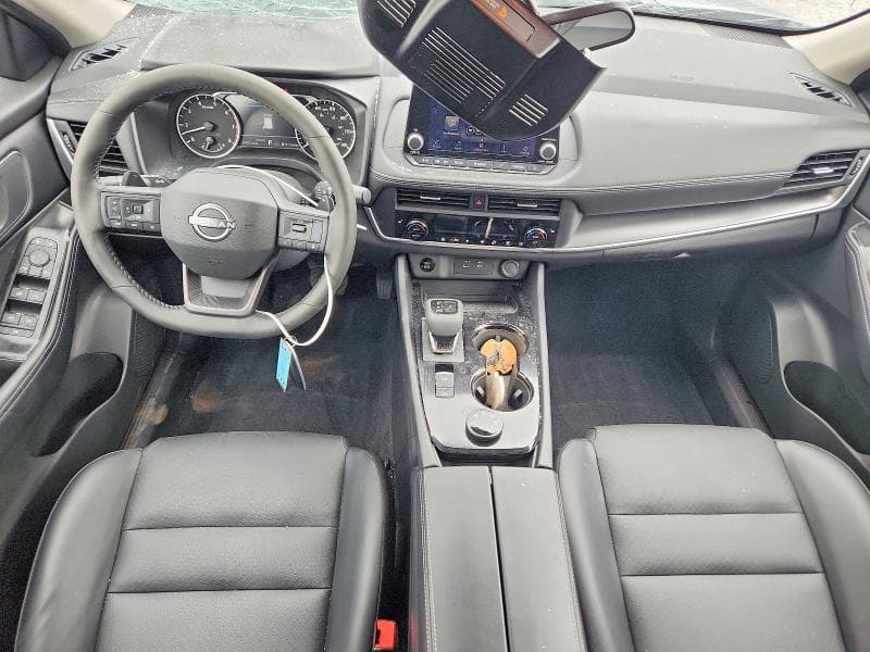 2026 NISSAN ROGUE SV 8