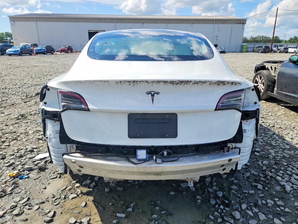 2020 TESLA MODEL 3 6