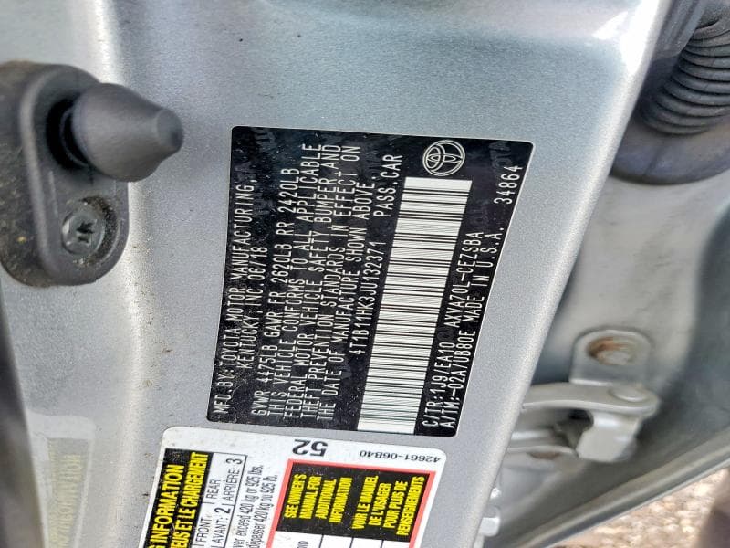 2018 TOYOTA CAMRY SE 12