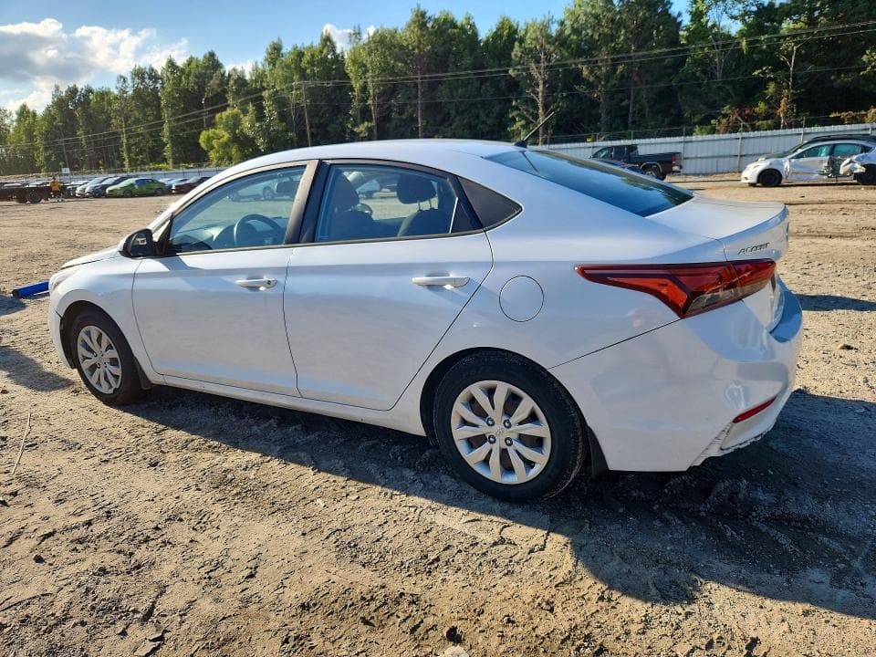2020 HYUNDAI ACCENT SE 2