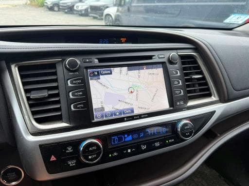 2018 TOYOTA HIGHLANDER XLE 10