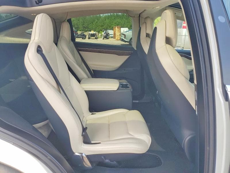 2017 TESLA MODEL X 10