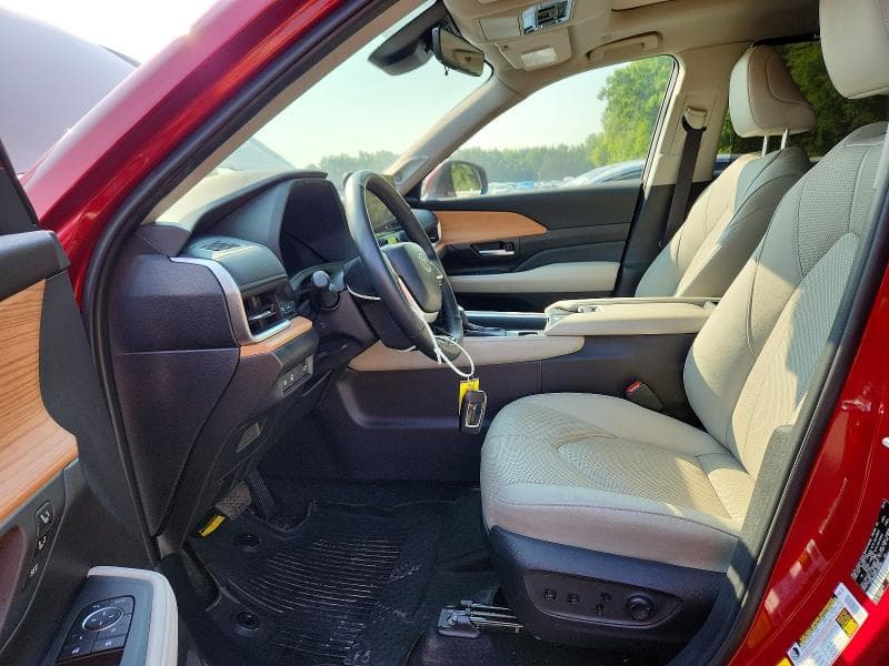 2026 TOYOTA GRAND HIGHLANDER LIMITED 7