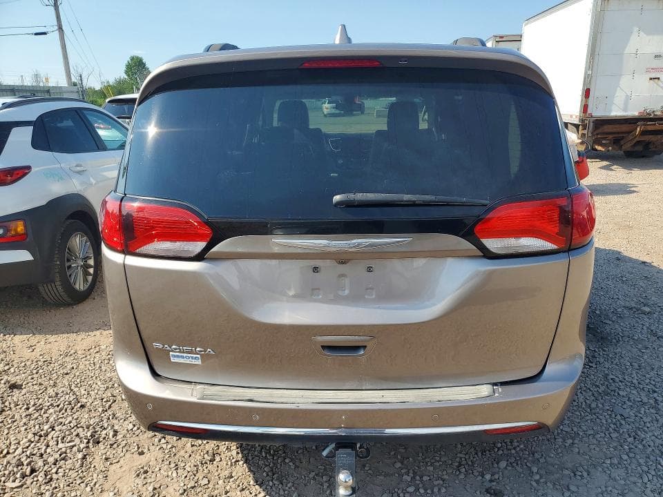 2017 CHRYSLER PACIFICA TOURING L 6