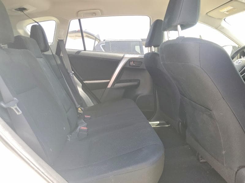 2018 TOYOTA RAV4 LE 11