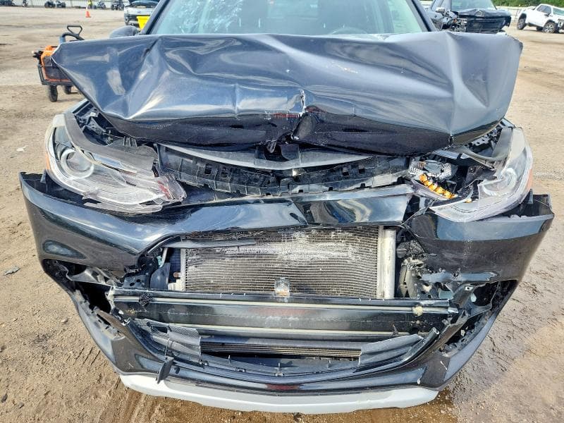 2018 CHEVROLET TRAX 1LT 11