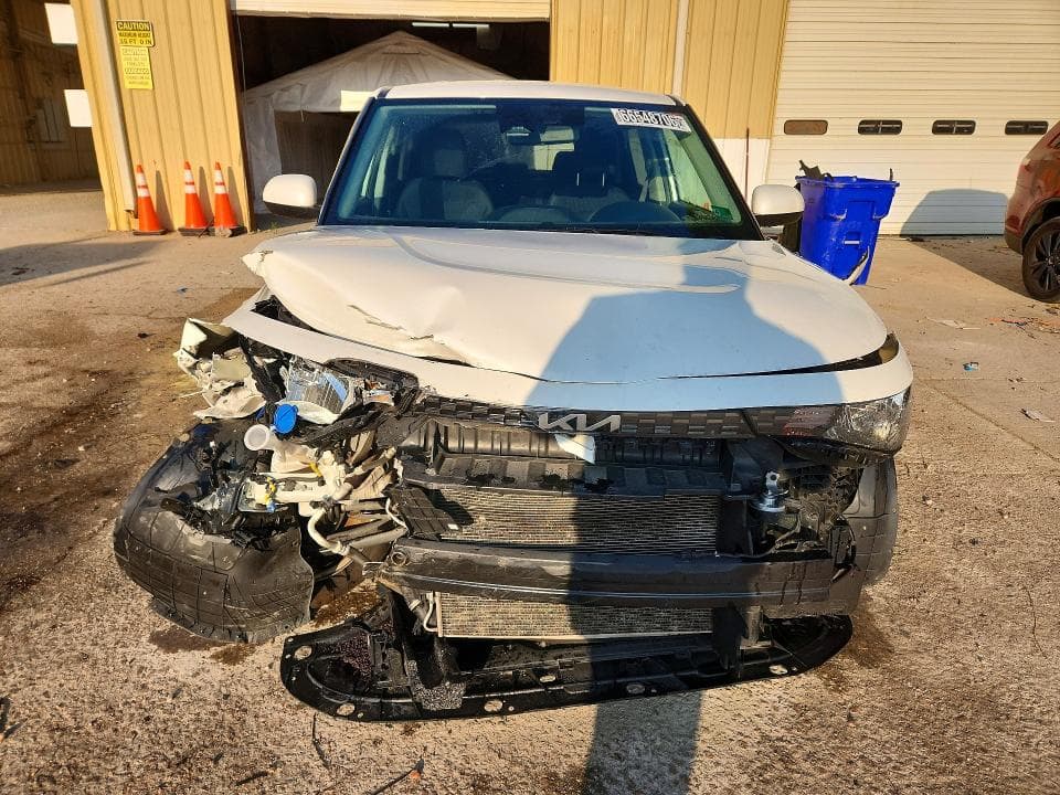 2023 KIA SOUL LX 5