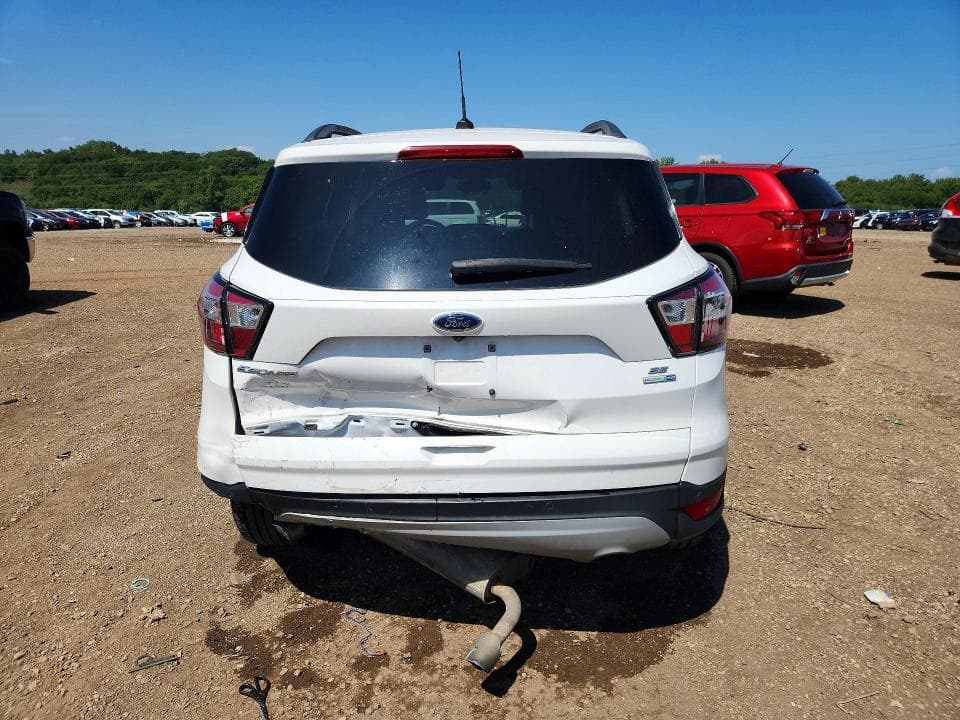 2017 FORD ESCAPE SE 6