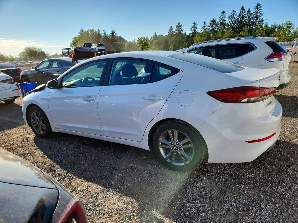 2017 HYUNDAI ELANTRA SE 2