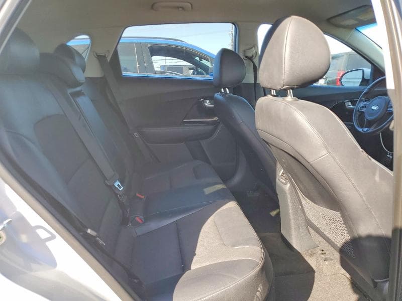 2019 KIA NIRO EX 11