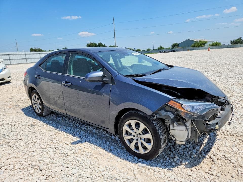 2017 TOYOTA COROLLA LE 4