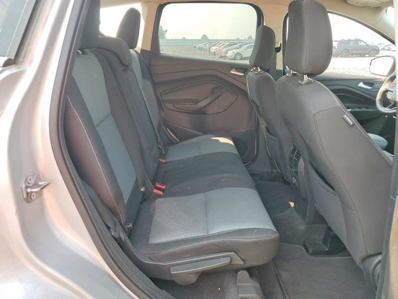 2018 FORD ESCAPE SE 11
