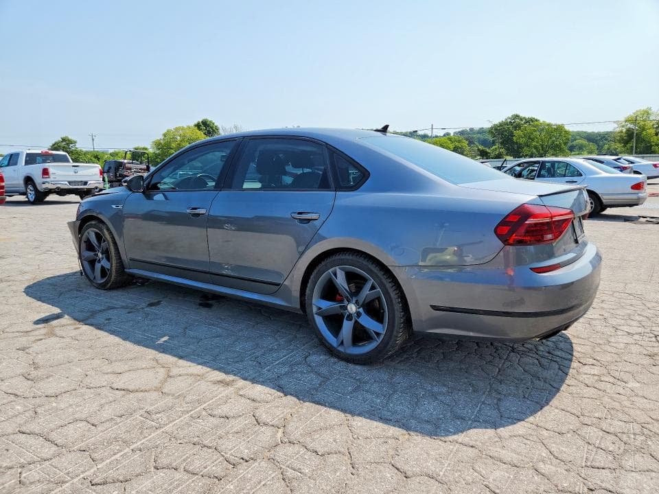 2018 VOLKSWAGEN PASSAT GT 2