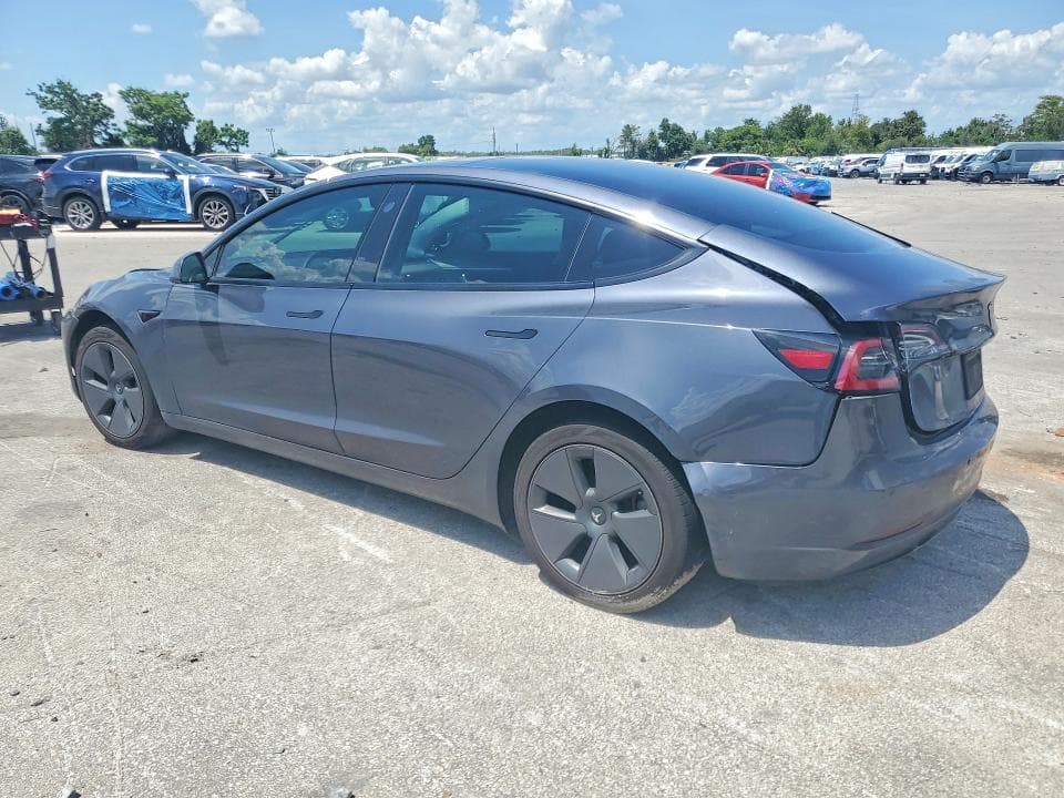 2022 TESLA MODEL 3 2