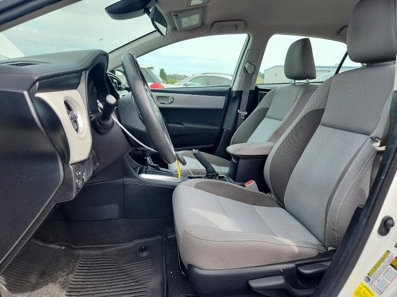 2018 TOYOTA COROLLA LE 7