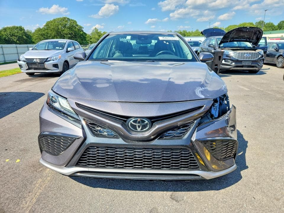 2024 TOYOTA CAMRY XSE 5