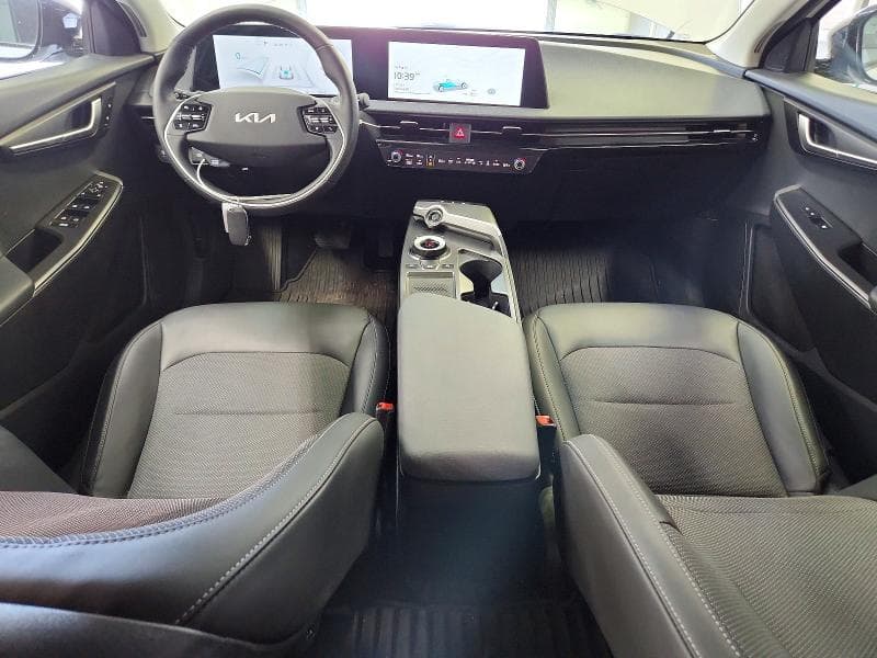 2024 KIA EV6 LIGHT LONG RANGE 8