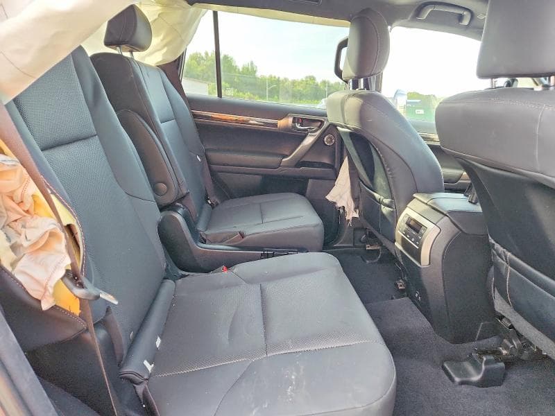 2023 LEXUS GX 460 11