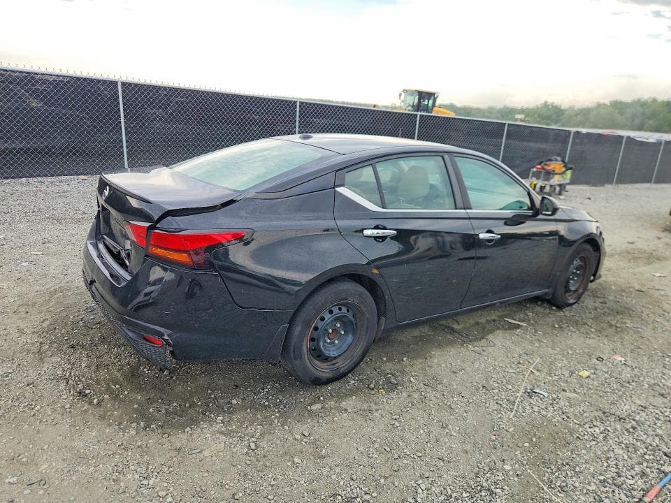 2019 NISSAN ALTIMA S 3