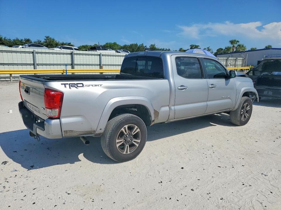 2017 TOYOTA TACOMA TRD SPORT 3