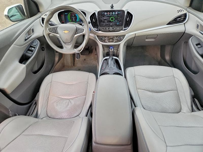2017 CHEVROLET VOLT LT 8
