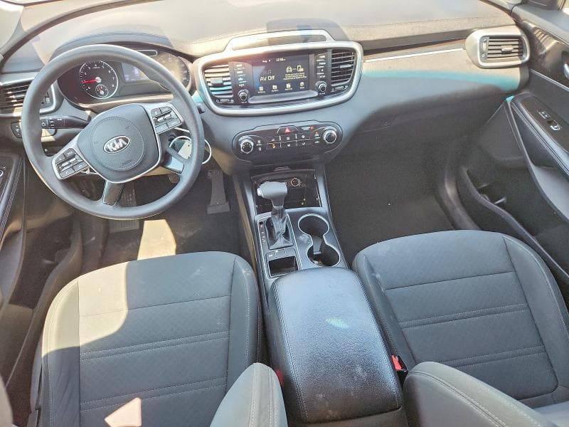 2020 KIA SORENTO S 8