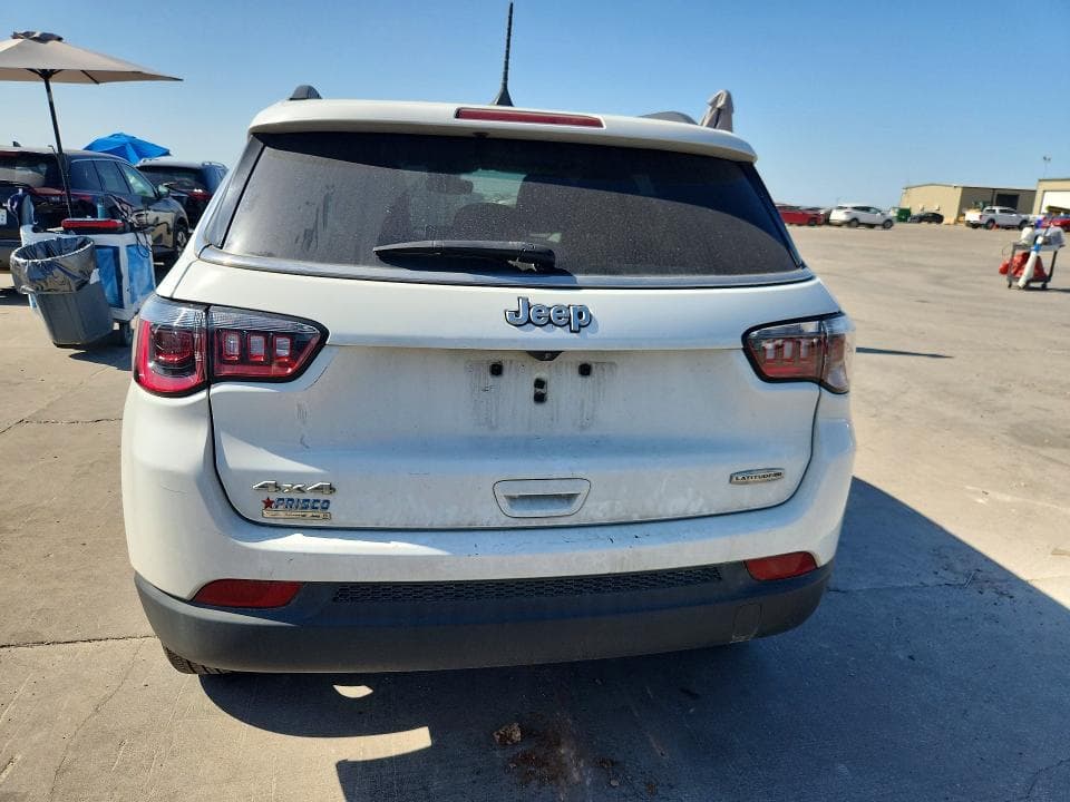 2022 JEEP COMPASS LATITUDE LUX 6