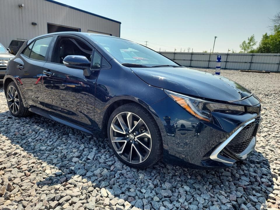 2019 TOYOTA COROLLA HATCHBACK XSE 4