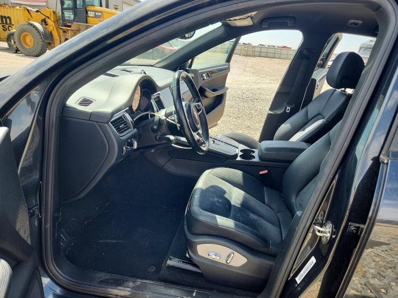 2018 PORSCHE MACAN 7
