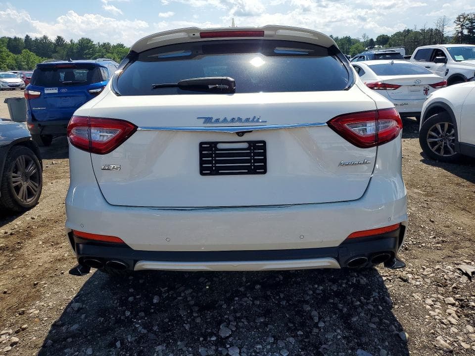 2019 MASERATI LEVANTE GTS 6
