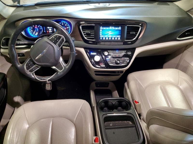 2018 CHRYSLER PACIFICA TOURING L 8