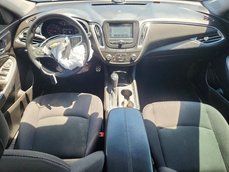2017 CHEVROLET MALIBU LT 8