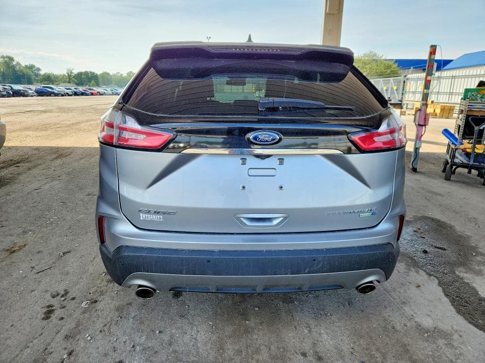 2020 FORD EDGE TITANIUM 6