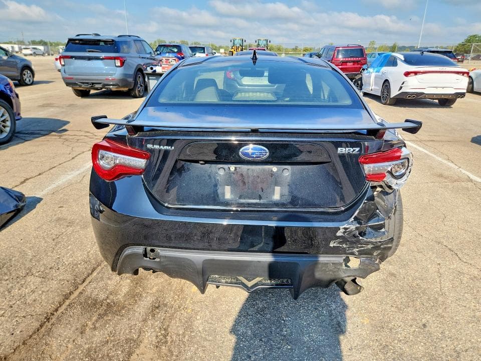 2017 SUBARU BRZ 2.0 LIMITED 6
